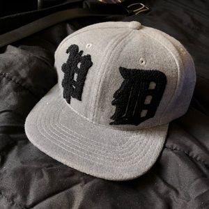 Pink Dolphin wool snapback